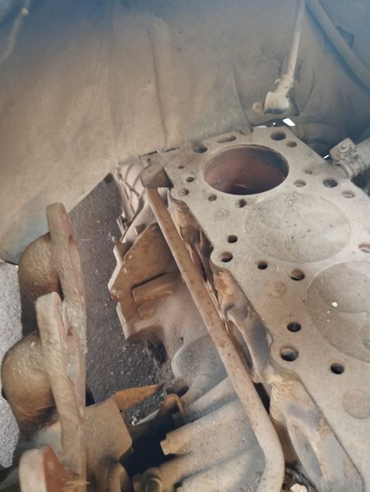 Продаю Hyundai H1 на запчастини