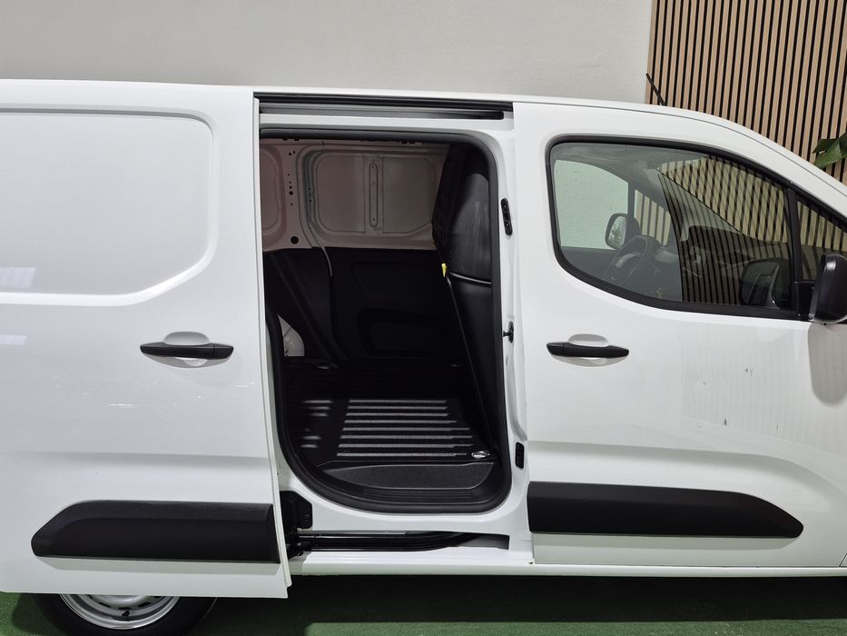 Peugeot Partner 1.6HDI - 130.000KM | GARANTIA | 3 LUGARES - NACIONAL