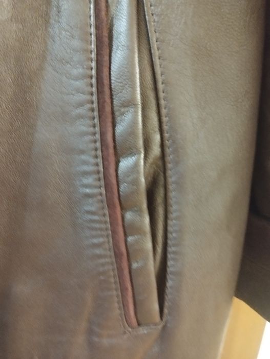 Продам шкіряний плащ 54 розмір