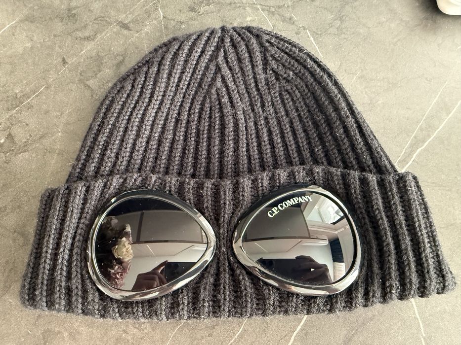 Шапка CP Company
