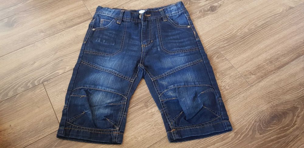 Spodenki jensowe 128   8/9 lat