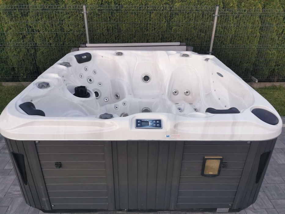 Jacuzzi Elektryczne Balboa Sundance LED Balia Jak Nowe Białe Serwis