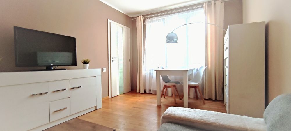 Kawalerka ul.Polna-Centrum. 2800,- już wszystko wliczone