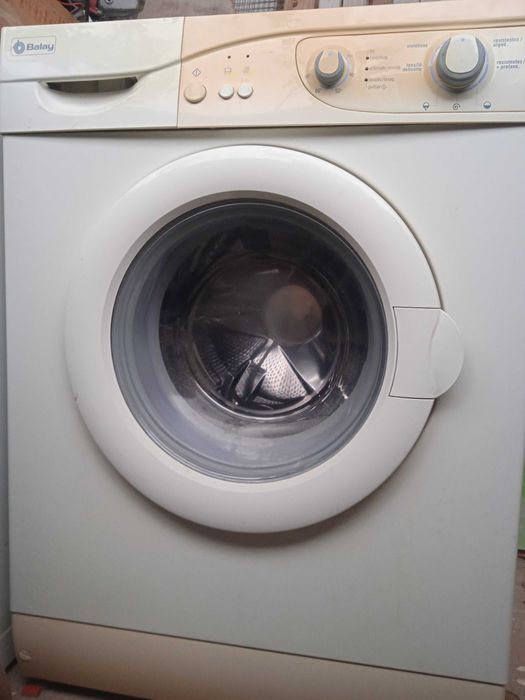 Máquina de lavar roupa Balay TS815
