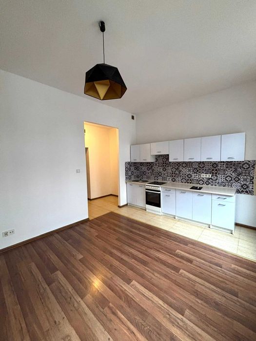Duża kawalerka w centrum Katowic - BEZ PROWIZJI | 5B
