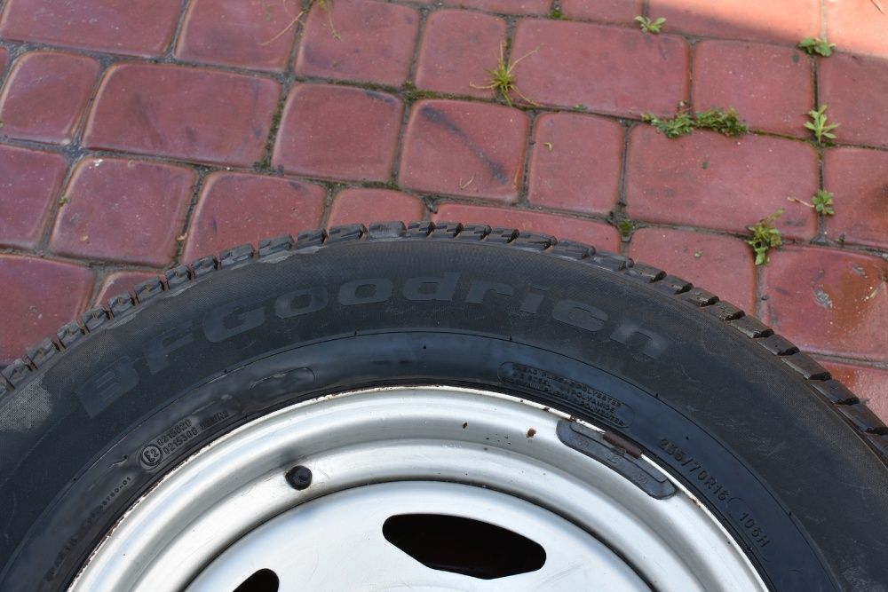 Koło 16" 5x165,1 BFGoodrich URBAN TERRAIN T/A 235/70R16 Runflat