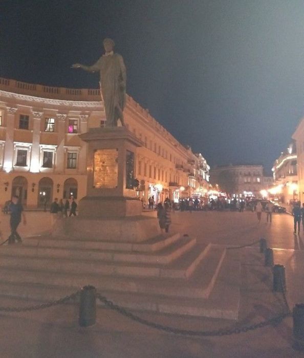 Квартира посуточно Свет есть