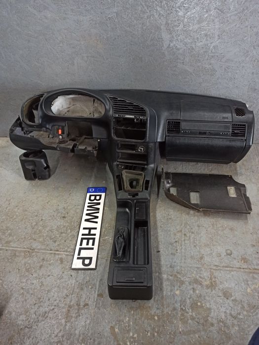 Панель БМВ Е36 Рестайлинг Ваз ЗАЗ УАЗ Жигули Разборка BMW HELP