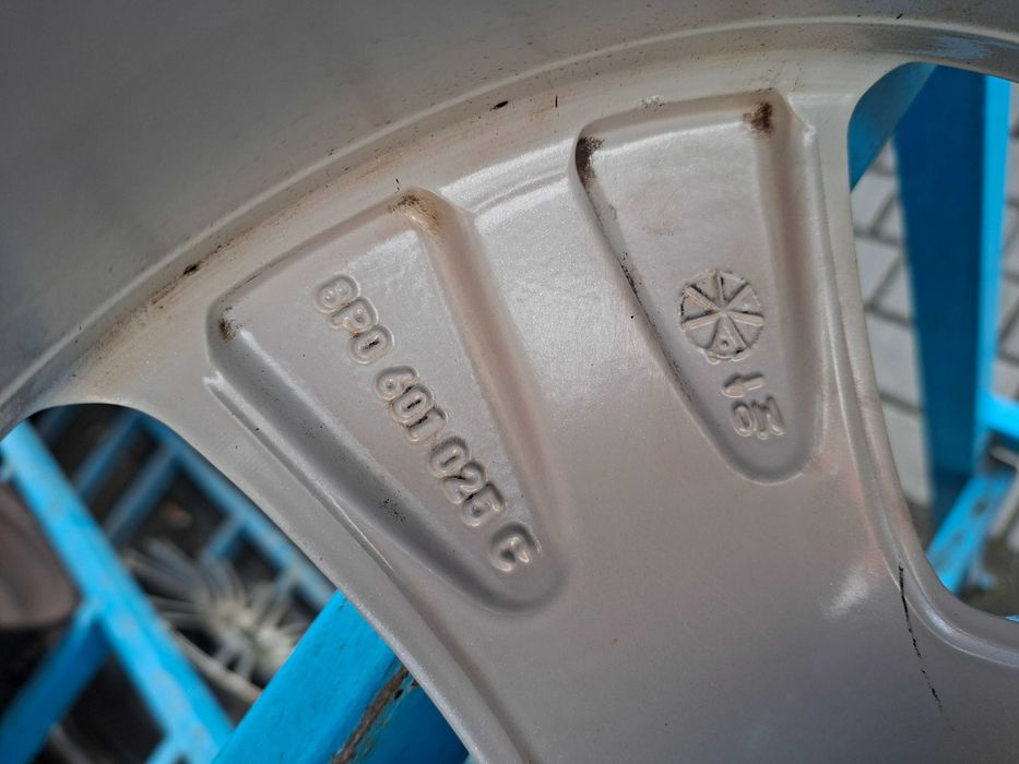 Оригінальні диски Audi 5/112 R17 7,5J ET56 8PO 601 025C.