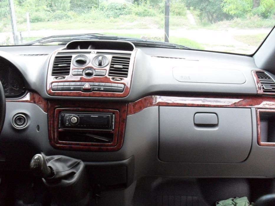 Декор накладки панели Mercedes VITO 639 / 638 (вито 638/ 639)