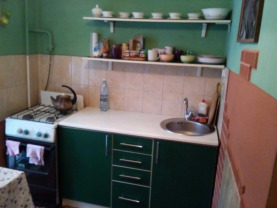 Продаж 1км. квартири Наукова ( Симоненка) 35м2
