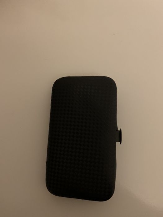 Estojo de corta unhas e pincas