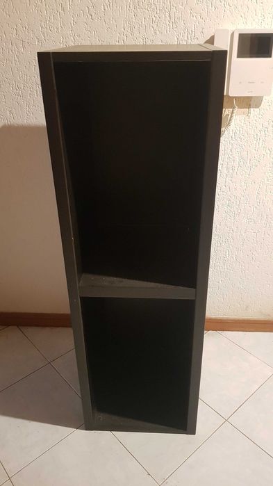 Movel preto com 2 espaços de arumação IKEA