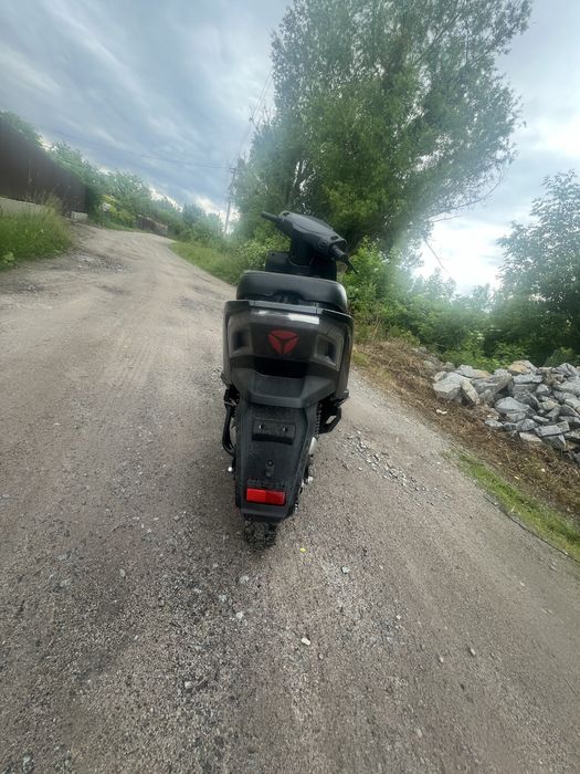 Продам електро скутер в гарному стані