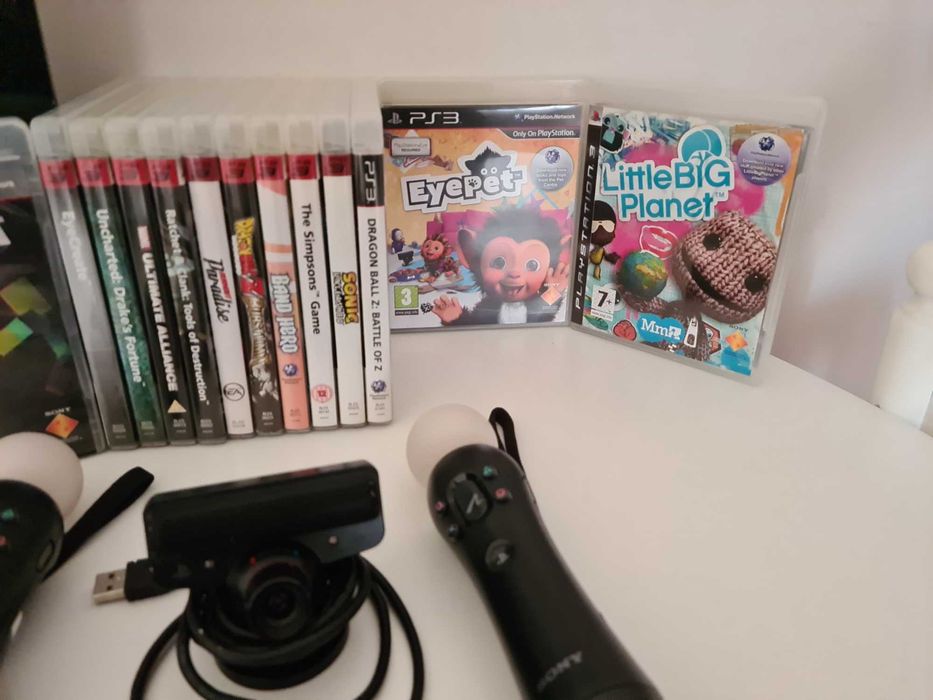 6 Jogos físicos + 1 EYE MOVE Câmera PS3 + 1 Microfone Guitar Hero PS3.