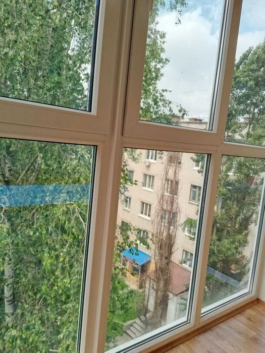 1 кімнатна ремонт,усі меблі і техніка на Космонавтів р-н Рокосовського