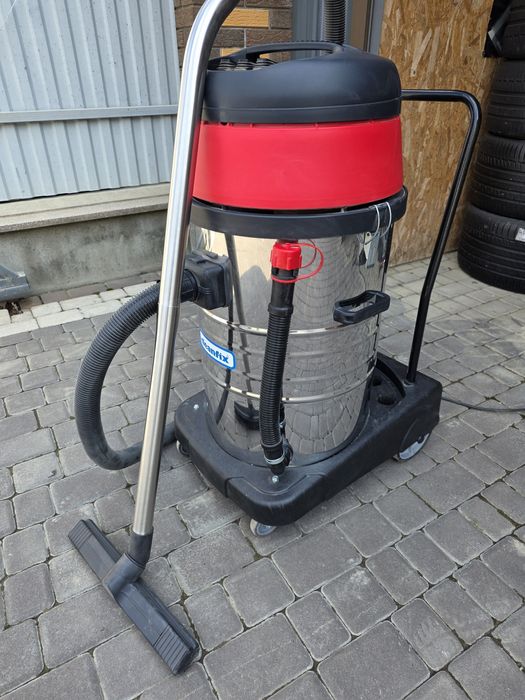 Пилосос Швейцарія Три мотори!