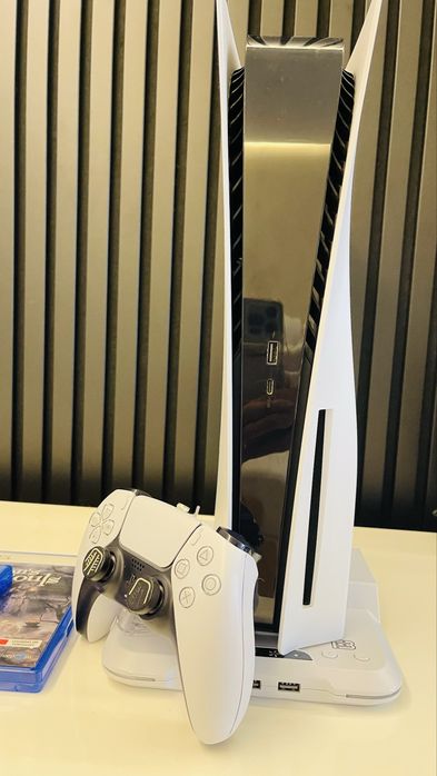 PS5 825gb de 2020 + 3 jogos + comando + base.