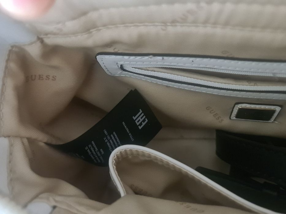 Vendo mala Guess