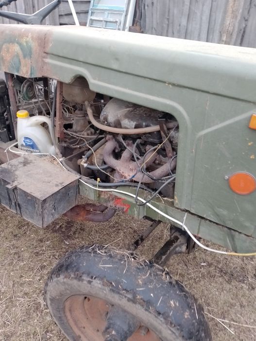 Продам саморобний трактор. Звертайтесь по телефону.