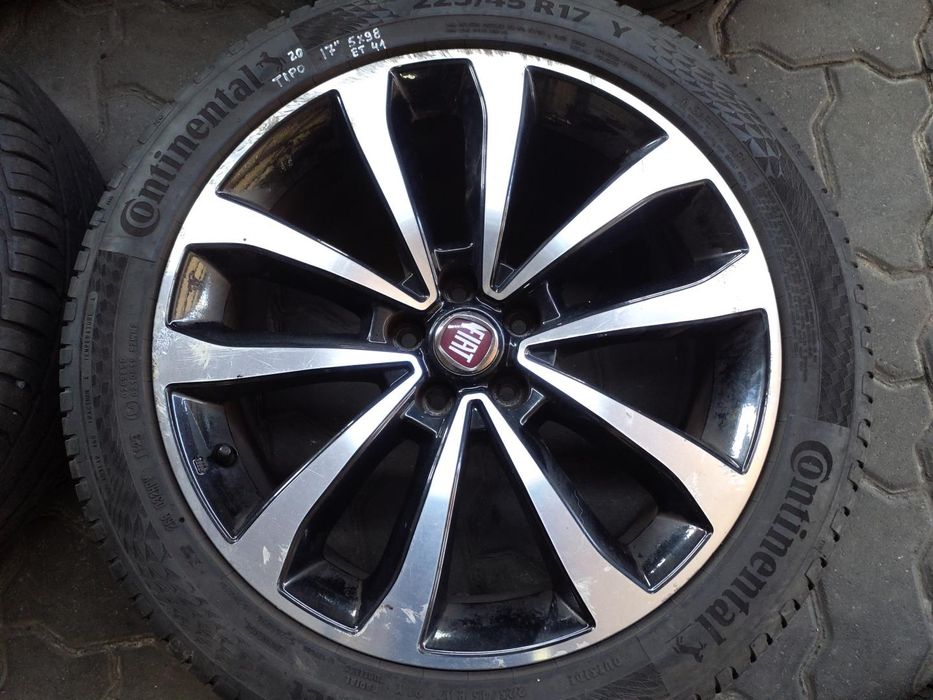 Jantes Fiat R17 Com Pneus 225/45 Furação 5X98