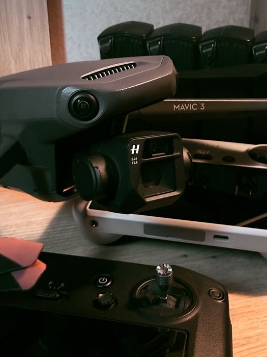 Dji mavic 3cine квадрокоптер+аксесуари