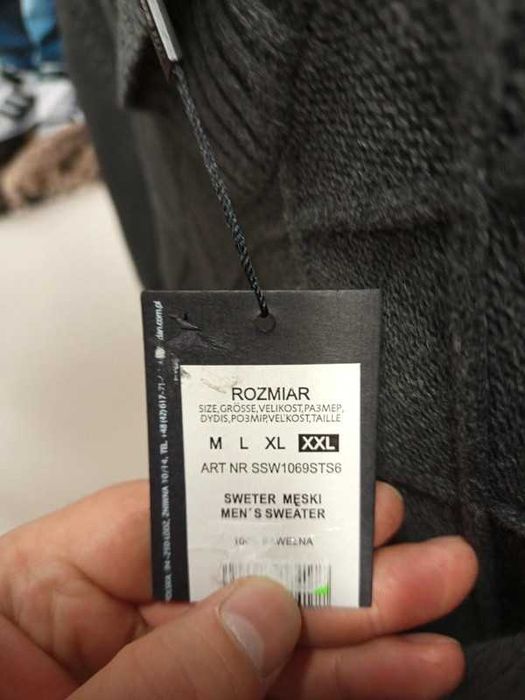 #565 Nowy sweter męski Top secret