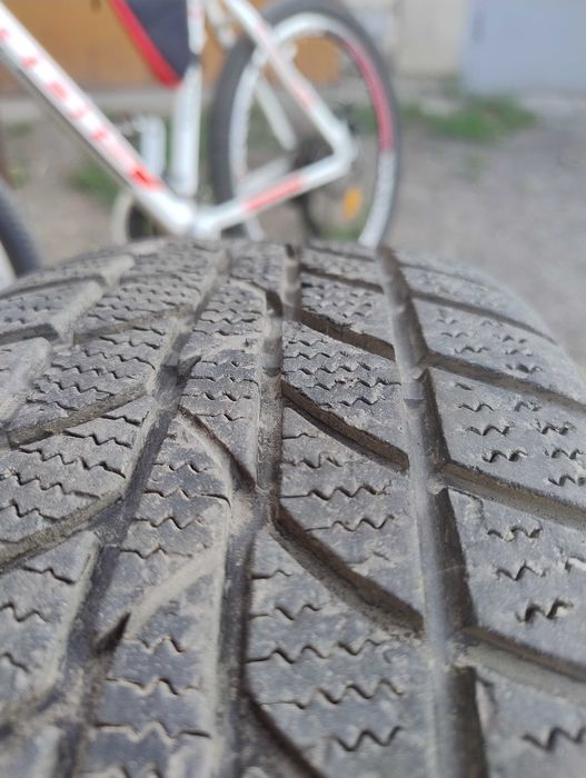Зимова резина Hankook 185/60 R15 + диски