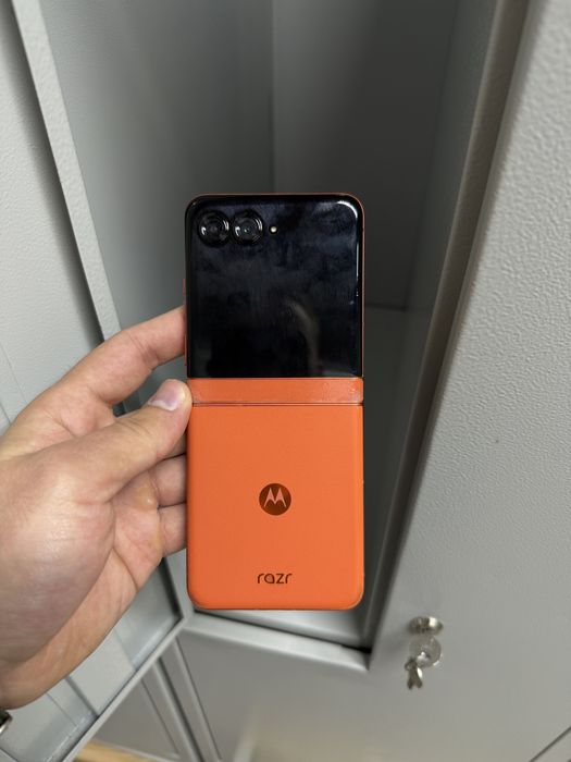 Motorola razr 2024 8/256
