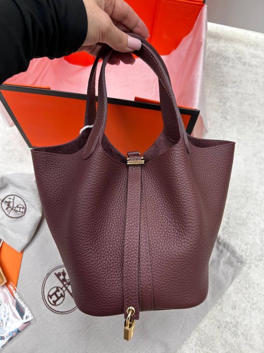 Сумочка в стилі Гермес