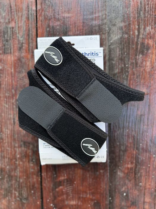 Бандаж на запʼястя