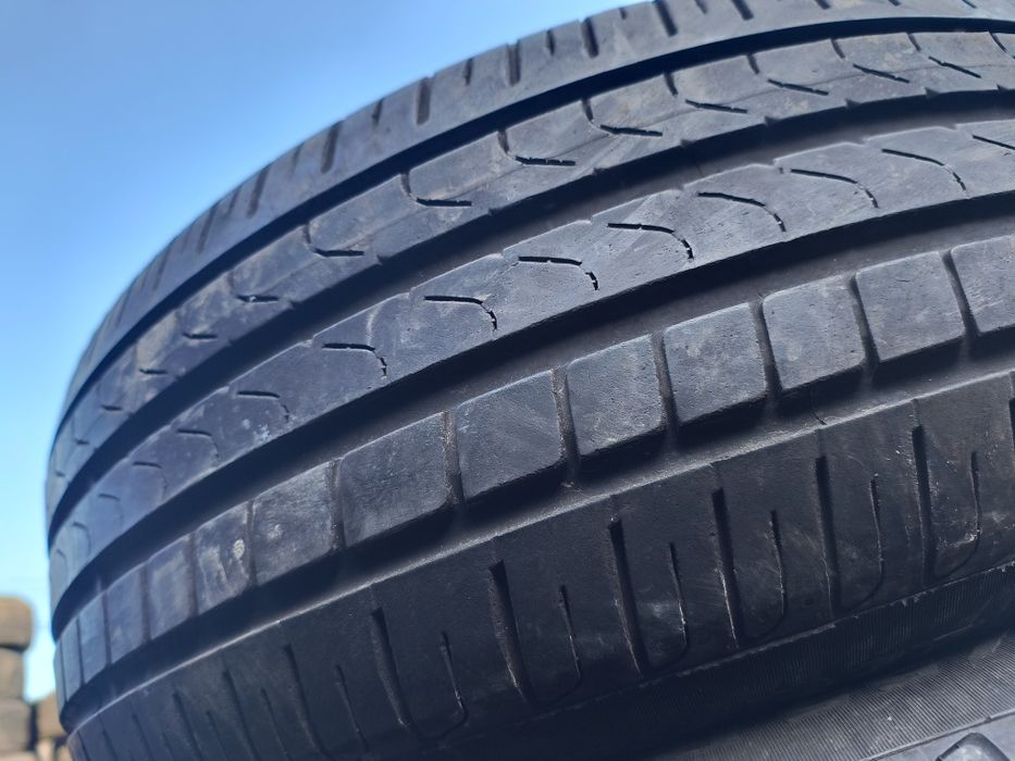 225/55R17 Pirelli
