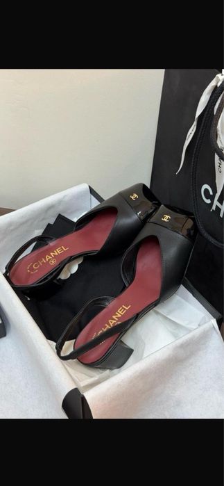Buty na obcasie cc