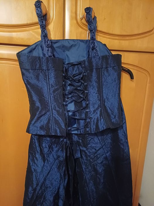 Suknia.  Wieczorowa R 36,38 karnawał studniówka cena do negocjacji