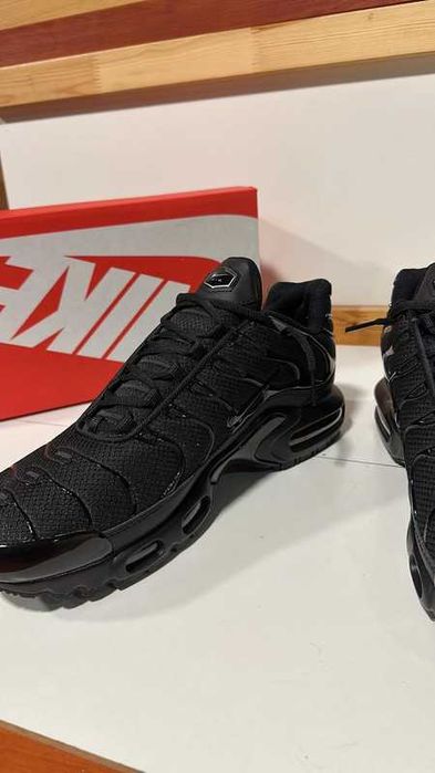 Nike_Air_Max_TN_Plus_Black R.42