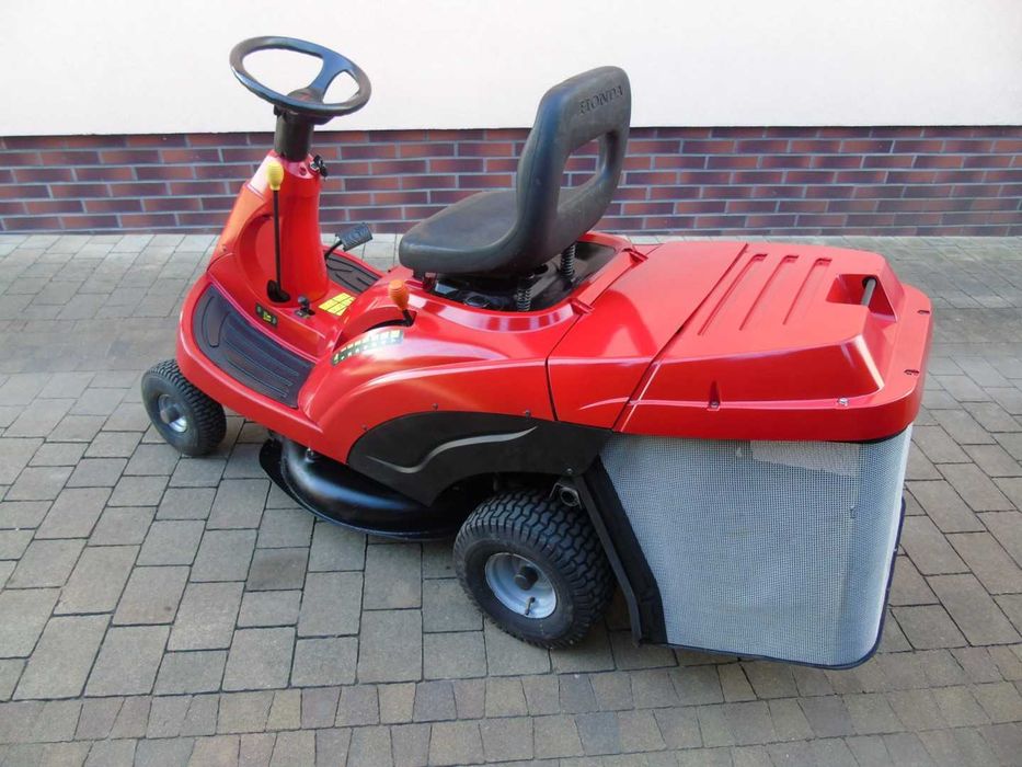 Traktorek kosiarka HONDA 1211  11KM bardzo zwrotny PO SERWISIE