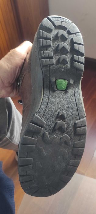 Vendo Botas de Caminhada