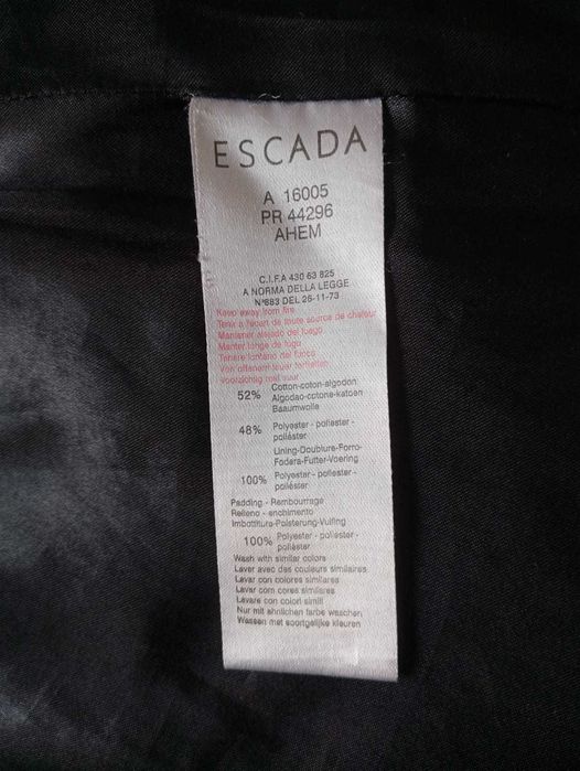 Parka preta (16) da Escada