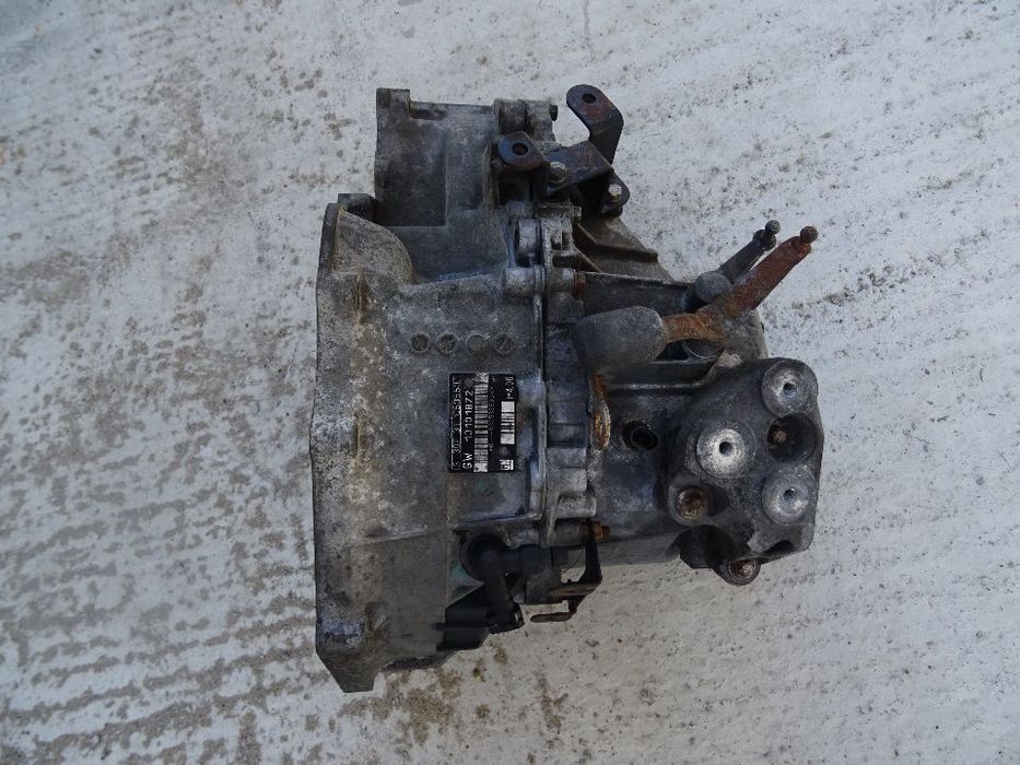 SKRZYNIA BIEGÓW F35 OPEL SIGNUM VECTRA C 3,2 V6 Z32SE, 2,2 DTH Z22YH ASTRA ZAFIRA