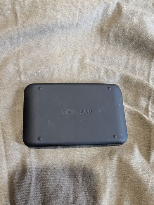 Мобільний роутер Netgear AirCard 810