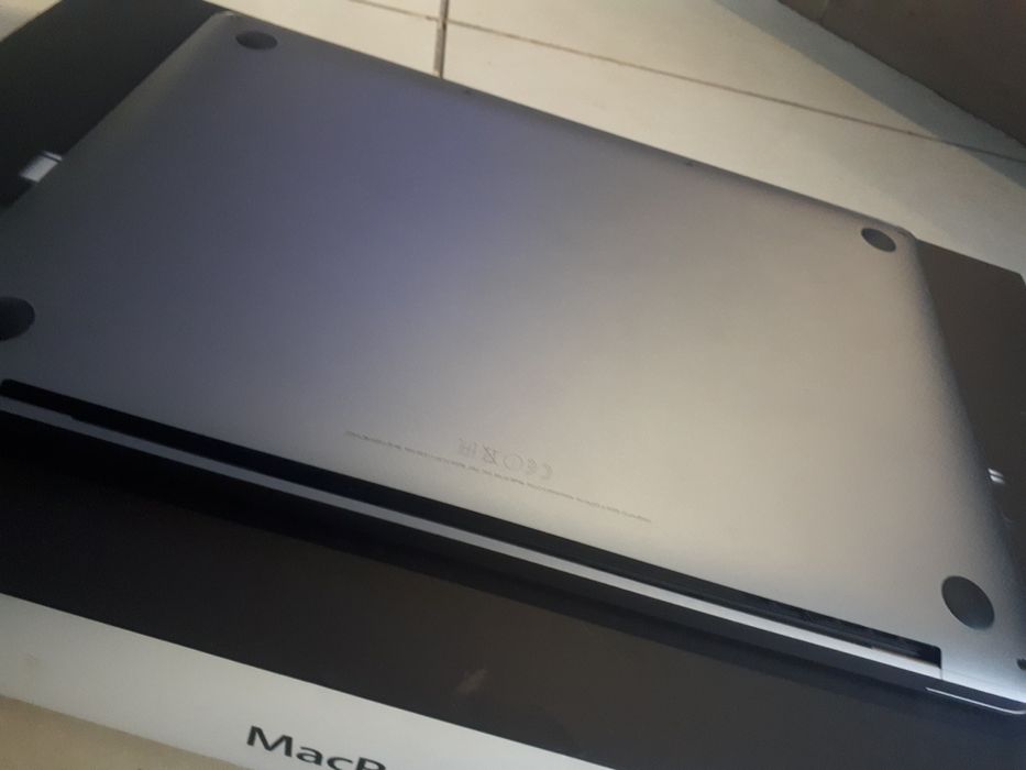 macbook pro 13 2017 a1708 i5 8gb  256ssd matryca bateria obudowa