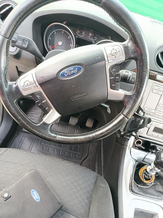 FORD GALAXY Ghia 1.9 Disel