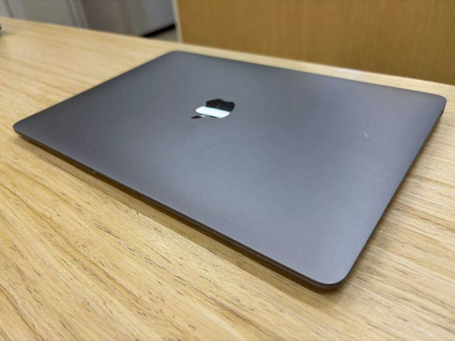 /8317/ б.в. MacBook Air 13" 2020 M1 8/256GB Space Gray (MGN63)