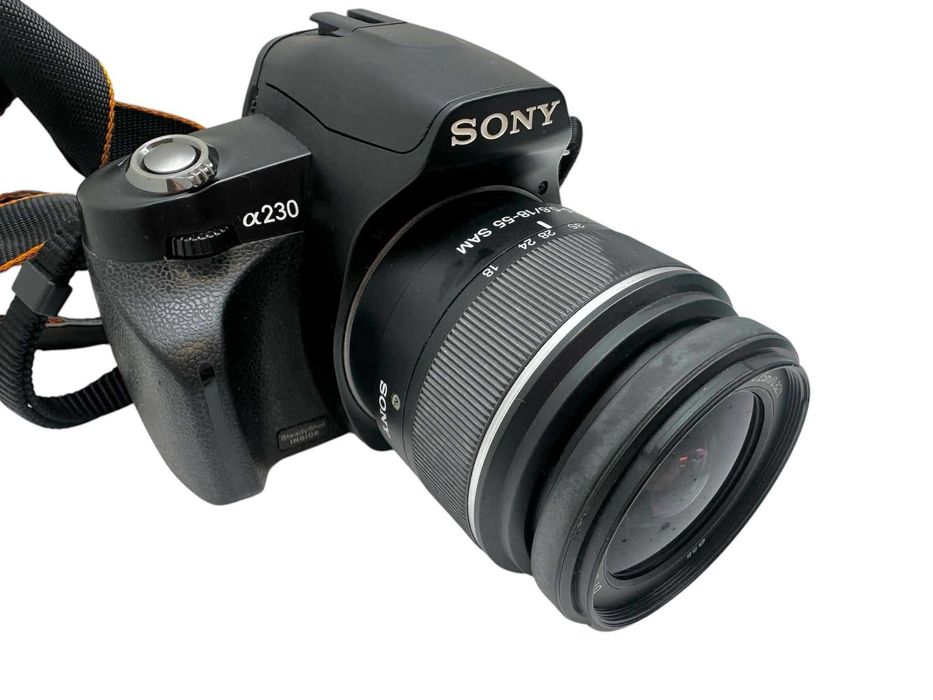 Aparat Sony DSLR-A230  + obiektyw