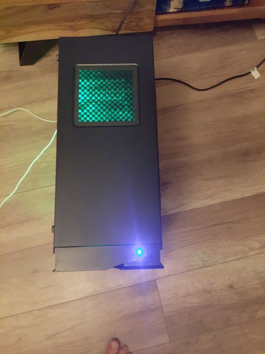 Pc Gamingowy GTX  1650 super i5 9400f 6rdzeni 16Ram DDR4 ledy wifi 250GB SSD HDD 1TB