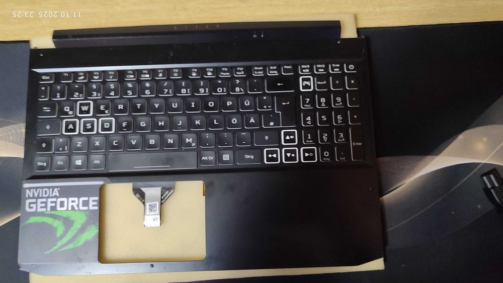 acer nitro 5 an15-57 топкейс з клавіатурою RGB