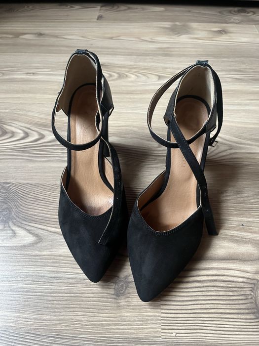 Туфлі лодочки  розмір 40