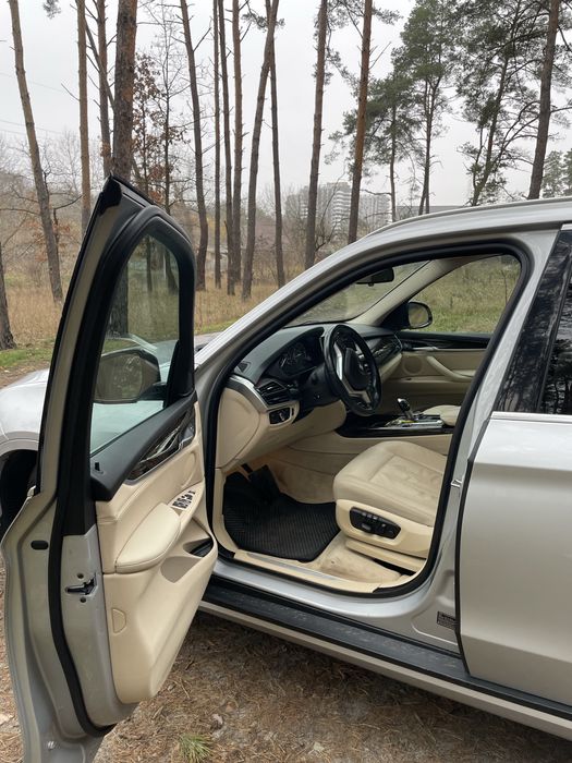 BMW X5 2014 року