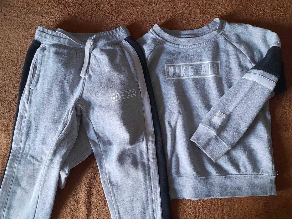 Dres chłopięcy Nike