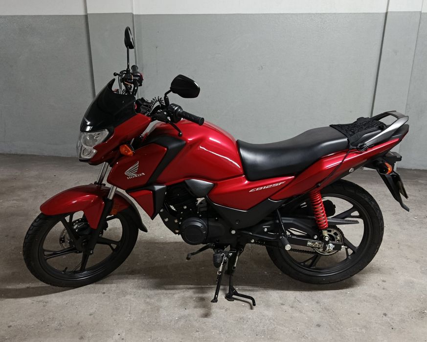 CB125F Honda Impecável